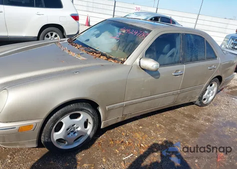 2001 Mercedes-Benz E 430 из США, поврежденный, VIN WDBJF70J61B261898